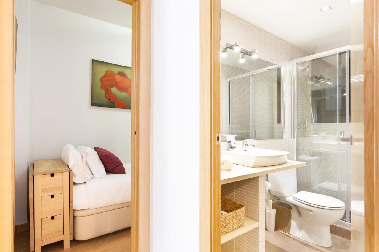 ברצלונה Stay U-Nique Apartments Radas II מראה חיצוני תמונה